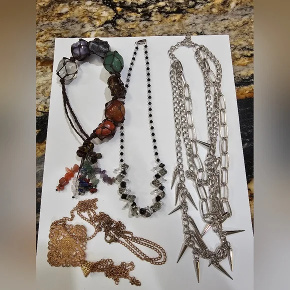 Wearable Mixed Jewelry LOT 3Lbs - Picture 2 of 7